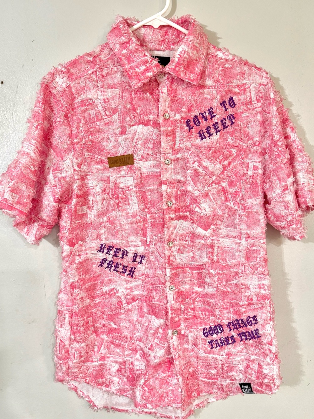Men's Pink Short-Sleeve Button-Up Shirt